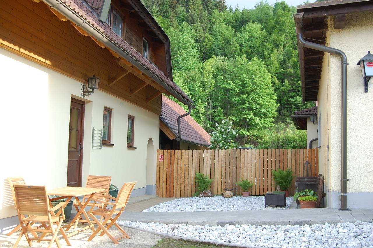 Gasthof Martinihof Latschach ober dem Faakersee Екстер'єр фото